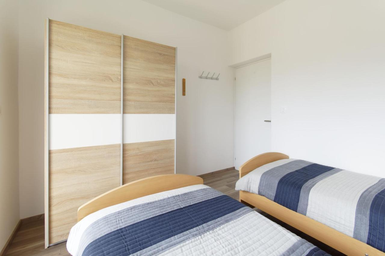 Apartment Patrik By Rent Istria Umag Exterior foto